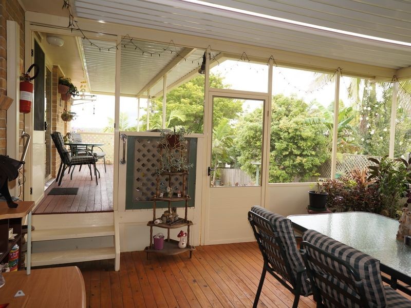 49 Molong Road, Old Bar NSW 2430