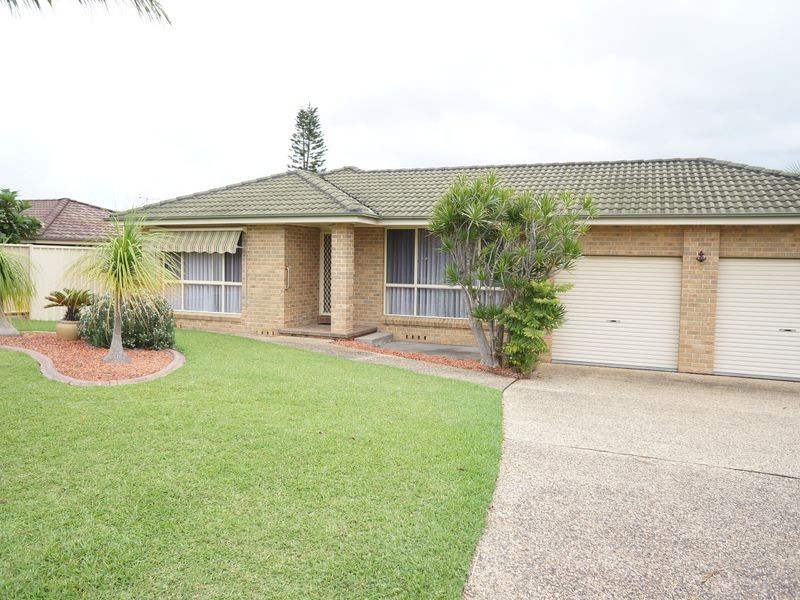 49 Molong Road, Old Bar NSW 2430
