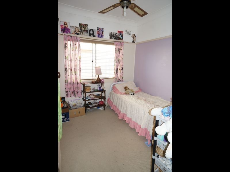 28 Hinten Cres, Taree NSW 2430