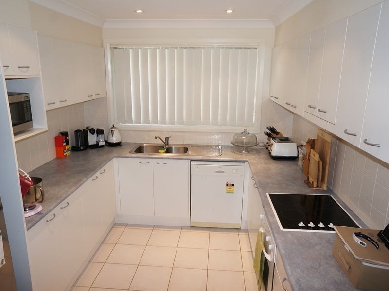 4/26-28 Ivy Cres, Old Bar NSW 2430