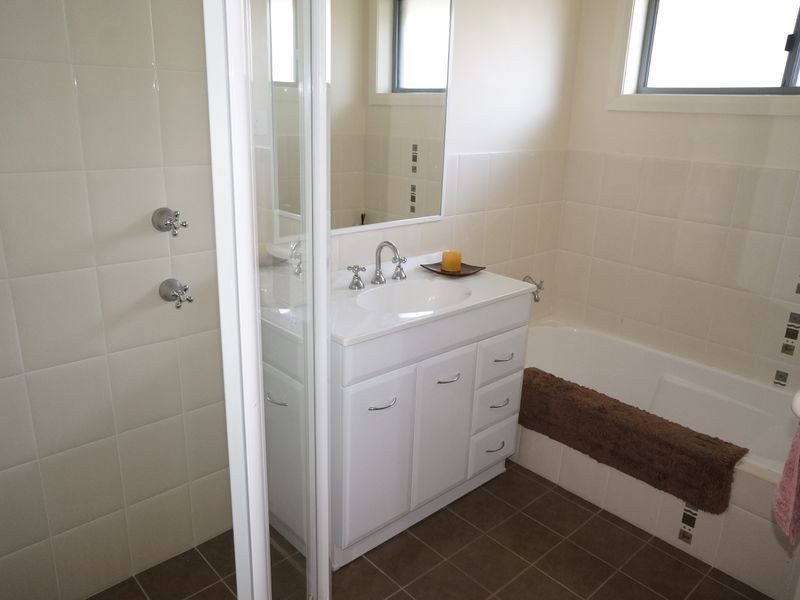 4/26-28 Ivy Cres, Old Bar NSW 2430