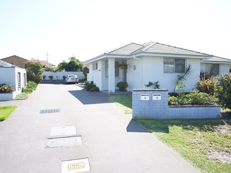 4/26-28 Ivy Cres, Old Bar NSW 2430