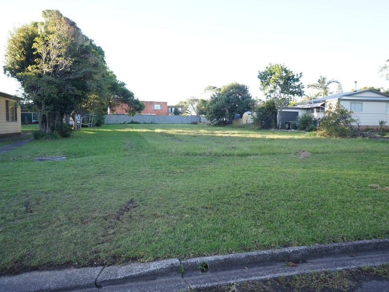 7 Connell Street, Old Bar NSW 2430