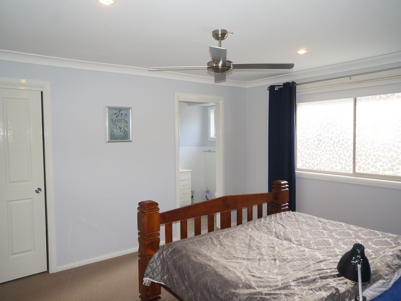 31 Bluehaven Drive, Old Bar NSW 2430