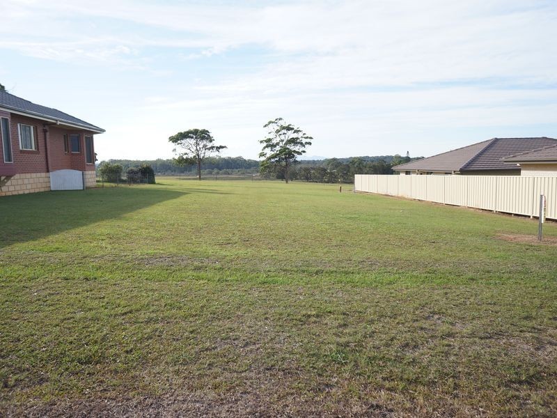 21 Banyula Drive, Old Bar NSW 2430