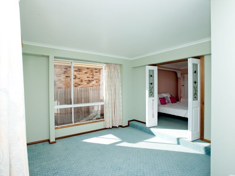 44 Molong Road, Old Bar NSW 2430