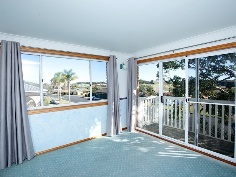 44 Molong Road, Old Bar NSW 2430