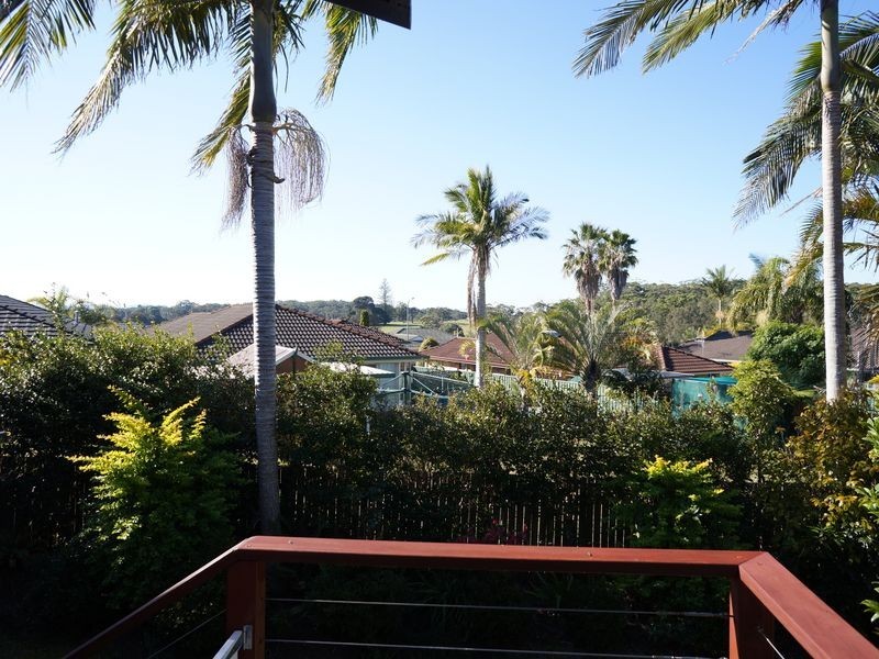 32 Carrabeen Drive, Old Bar NSW 2430