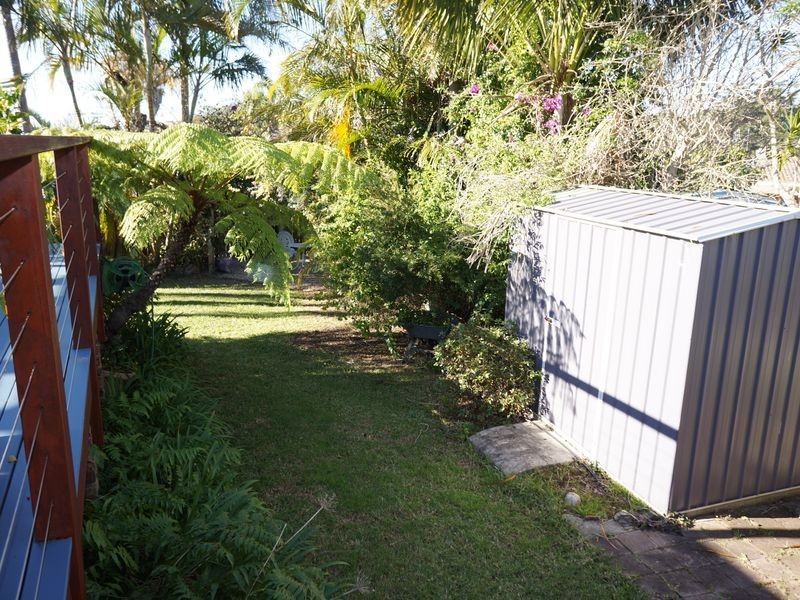 32 Carrabeen Drive, Old Bar NSW 2430