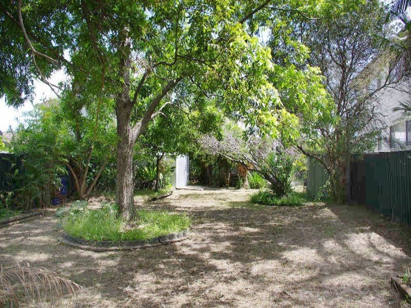 32 Smith Street, Old Bar NSW 2430