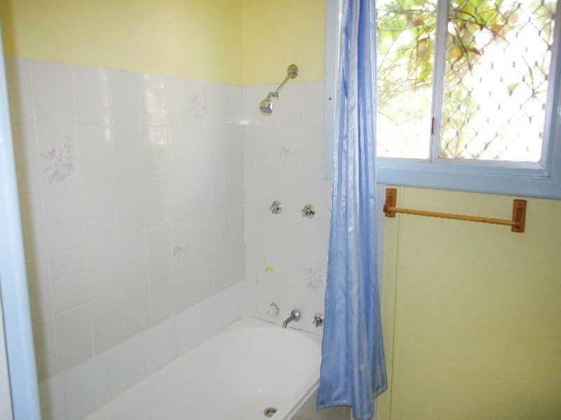 32 Smith Street, Old Bar NSW 2430