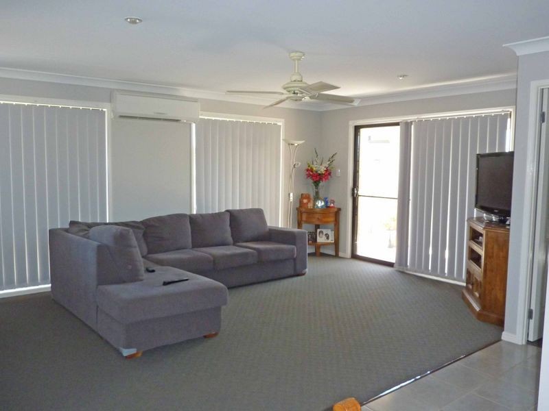53 Bluehaven Drive, Old Bar NSW 2430