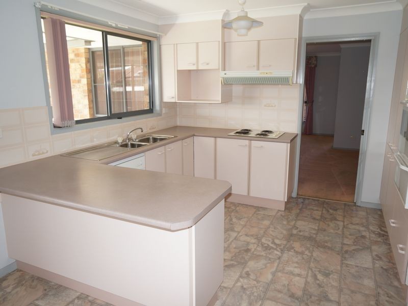 129 Waterman Street, Old Bar NSW 2430