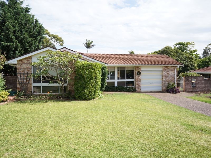 5 Casuarina Close, Old Bar NSW 2430