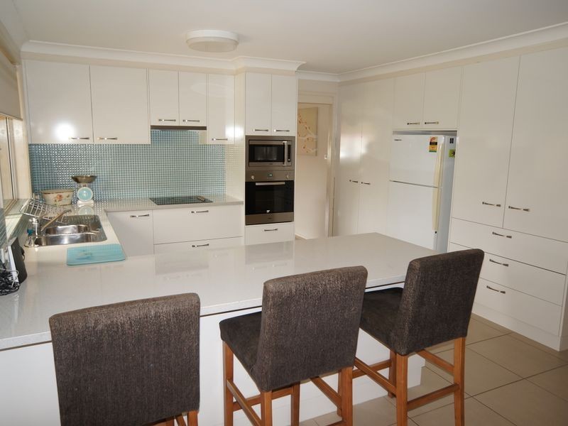 5 Casuarina Close, Old Bar NSW 2430