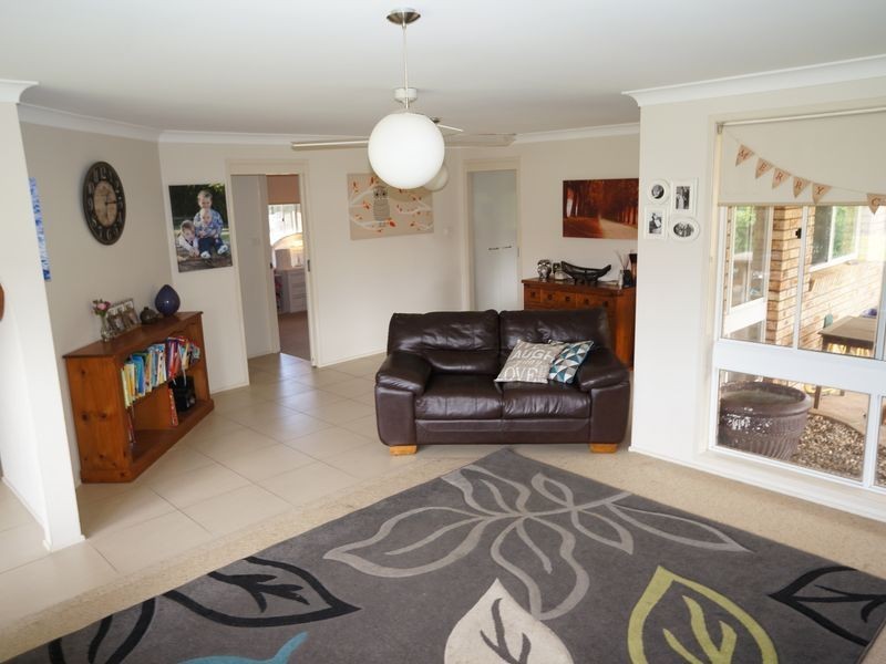 5 Casuarina Close, Old Bar NSW 2430