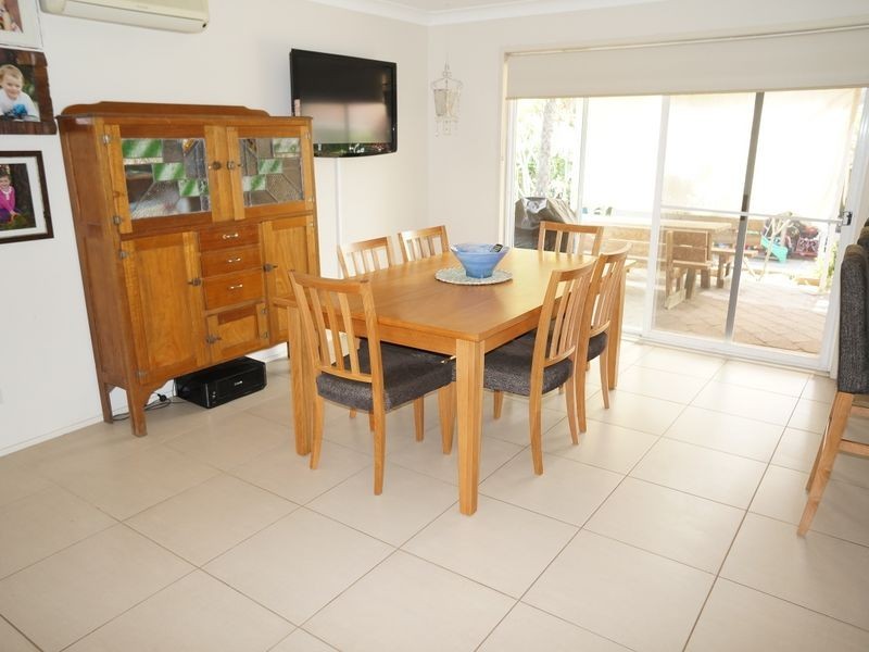 5 Casuarina Close, Old Bar NSW 2430
