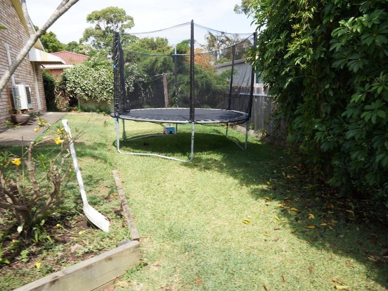5 Casuarina Close, Old Bar NSW 2430