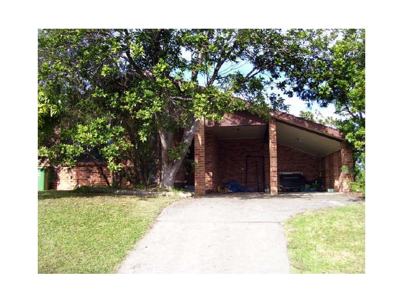 7 Kestrel Avenue, Old Bar NSW 2430