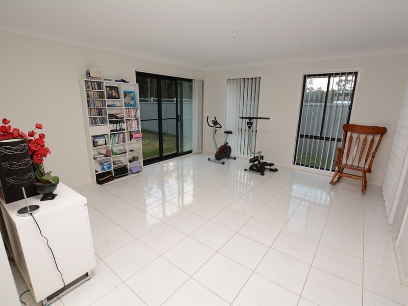 2 Threadfin Court, Old Bar NSW 2430