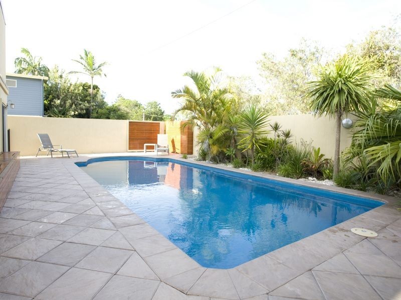 2 David Street, Old Bar NSW 2430