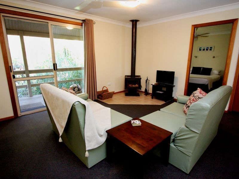 139 Metz Road, Old Bar NSW 2430