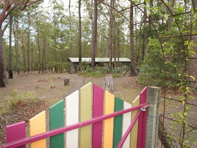 139 Metz Road, Old Bar NSW 2430