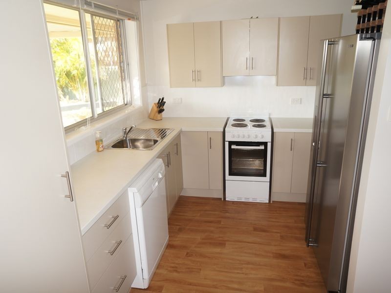 73 Edinburgh Drive, Taree NSW 2430