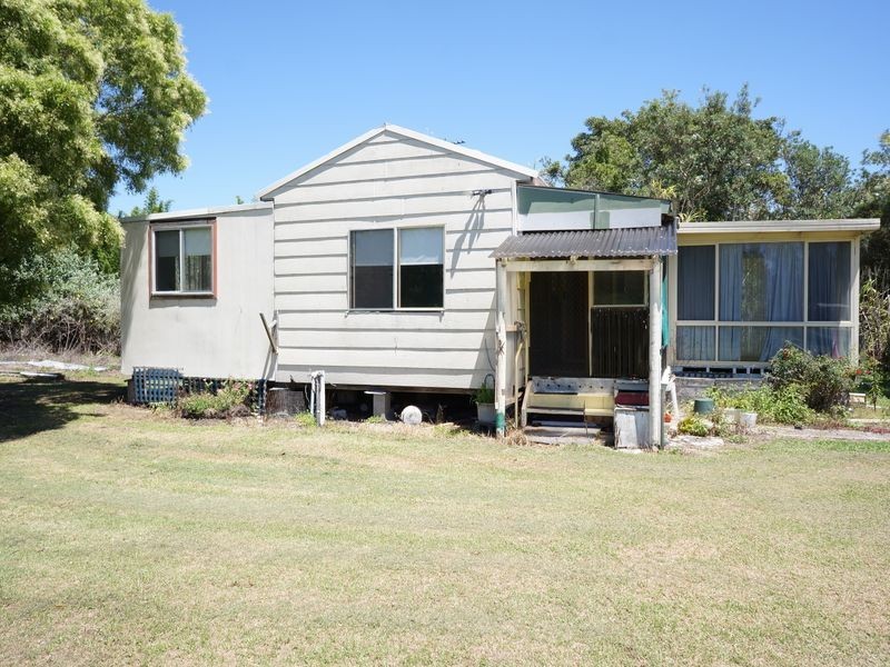 139 Cowans Lane, Oxley Island NSW 2430