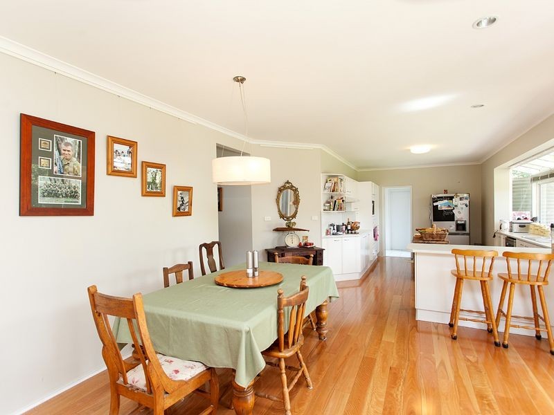11 Laurina Close, Old Bar NSW 2430