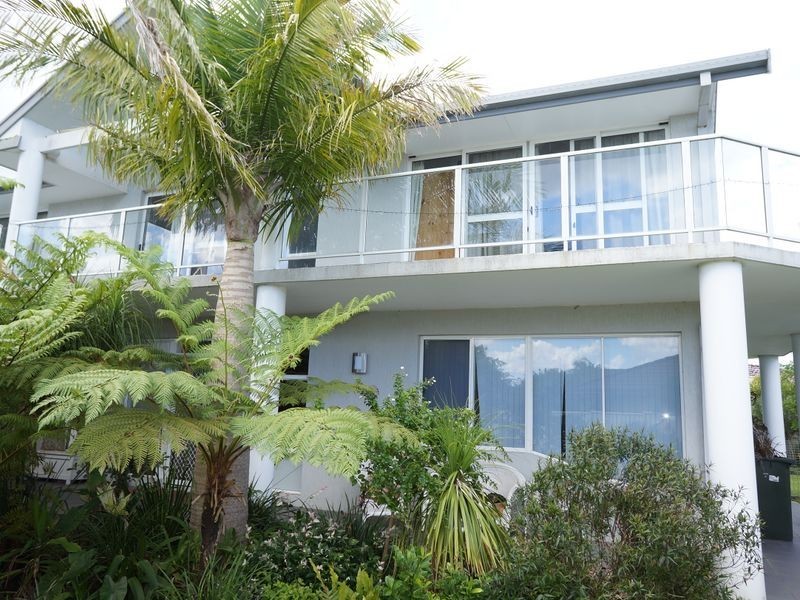 11 Laurina Close, Old Bar NSW 2430