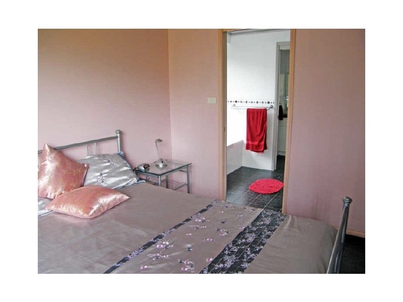 9 Oceanic Place, Old Bar NSW 2430