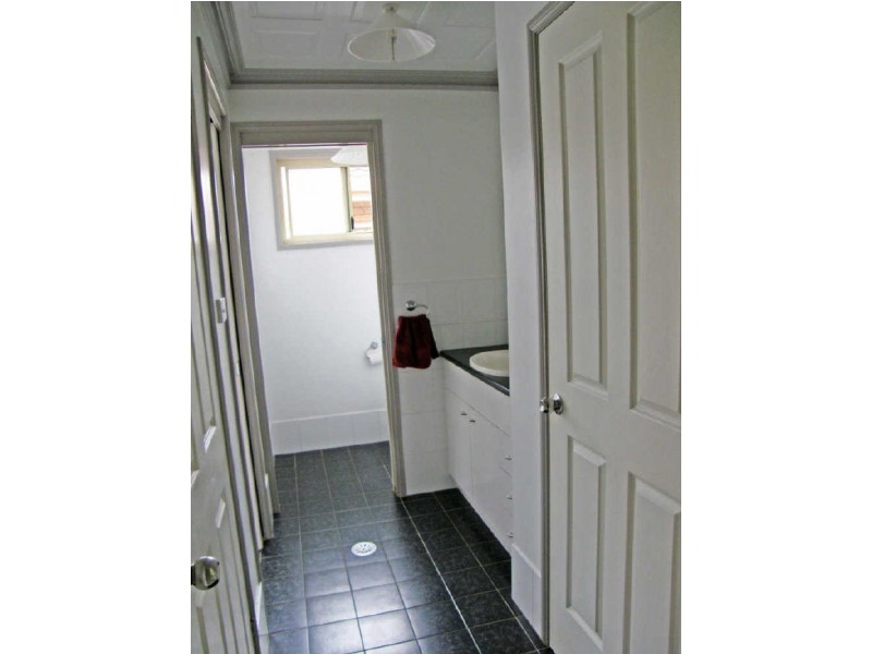 9 Oceanic Place, Old Bar NSW 2430