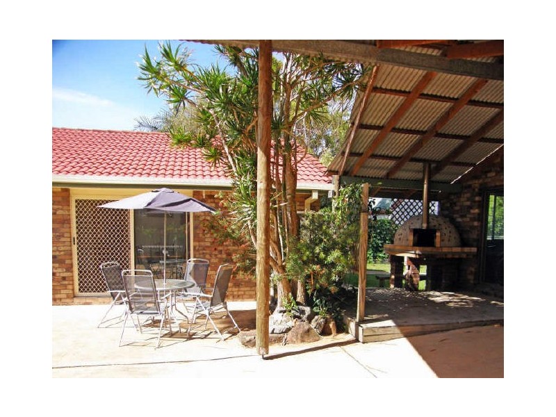 9 Oceanic Place, Old Bar NSW 2430