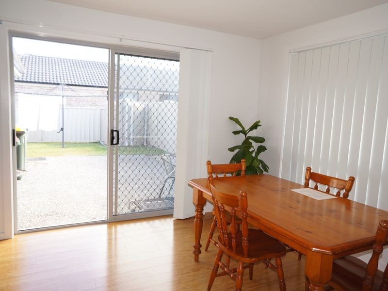 8 Bluehaven Drive, Old Bar NSW 2430