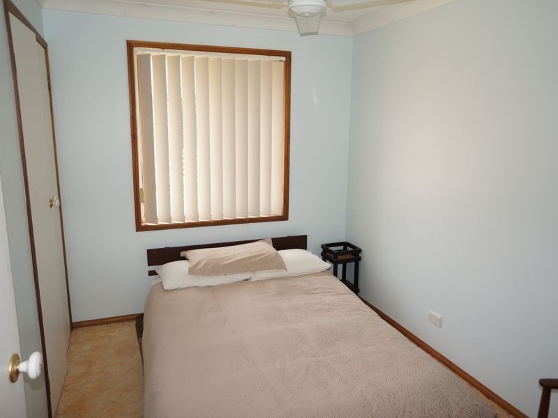 37 Molong Road, Old Bar NSW 2430