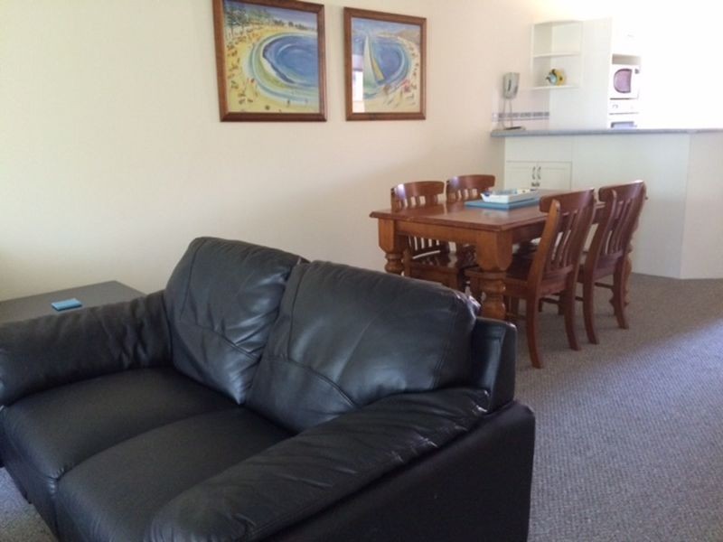 27/32 Lewis Street, Old Bar NSW 2430