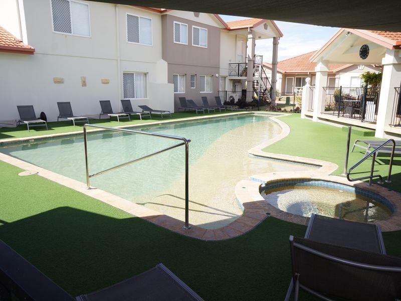 27/32 Lewis Street, Old Bar NSW 2430