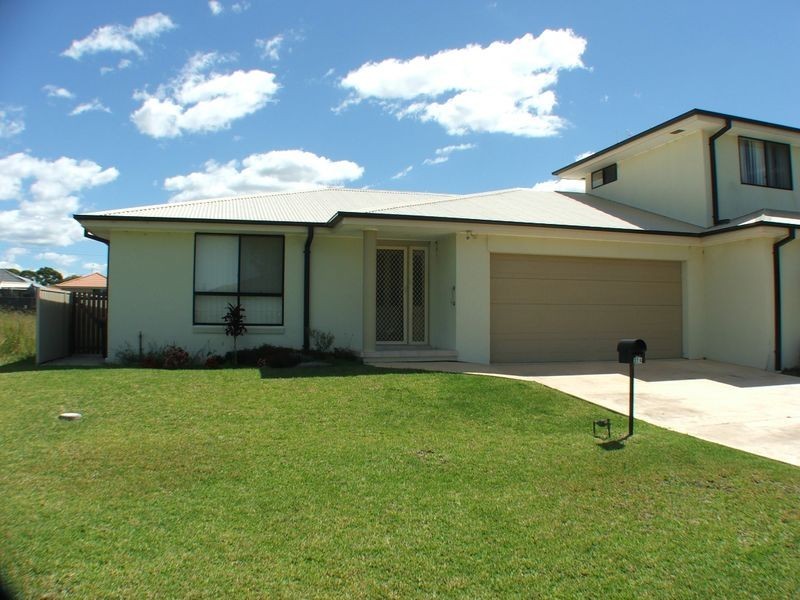 32a Ivy Crescent, Old Bar NSW 2430