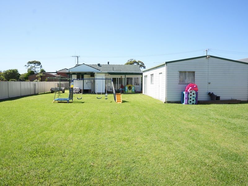 35 Sheppard Street, Old Bar NSW 2430