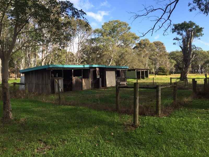 20 Broadoaks Road, Old Bar NSW 2430