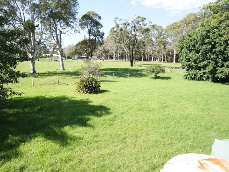 20 Broadoaks Road, Old Bar NSW 2430