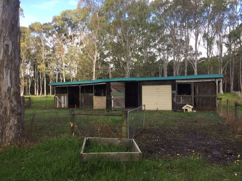 20 Broadoaks Road, Old Bar NSW 2430