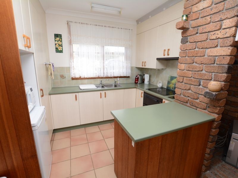 28 Clerke Street, Old Bar NSW 2430