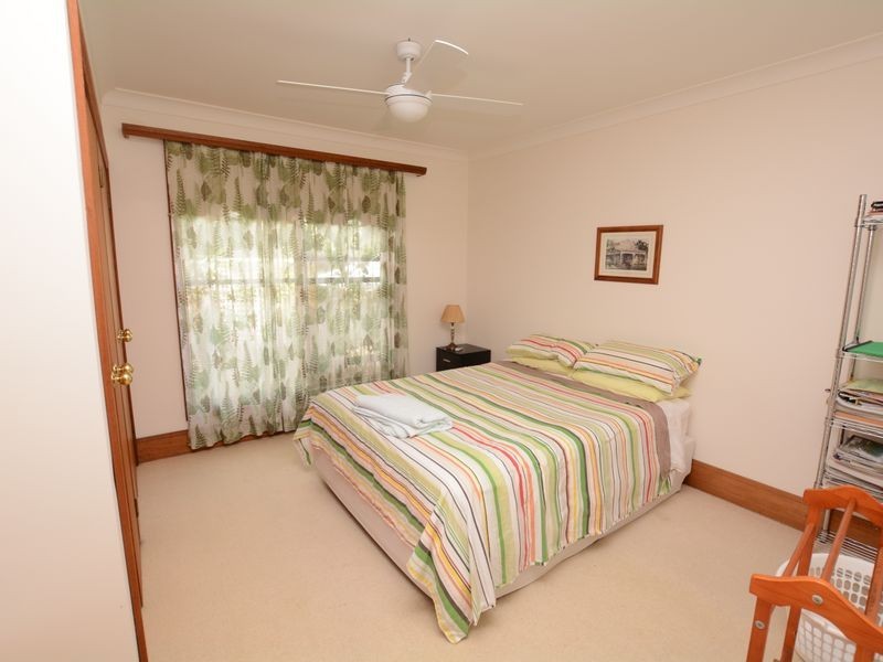 28 Clerke Street, Old Bar NSW 2430