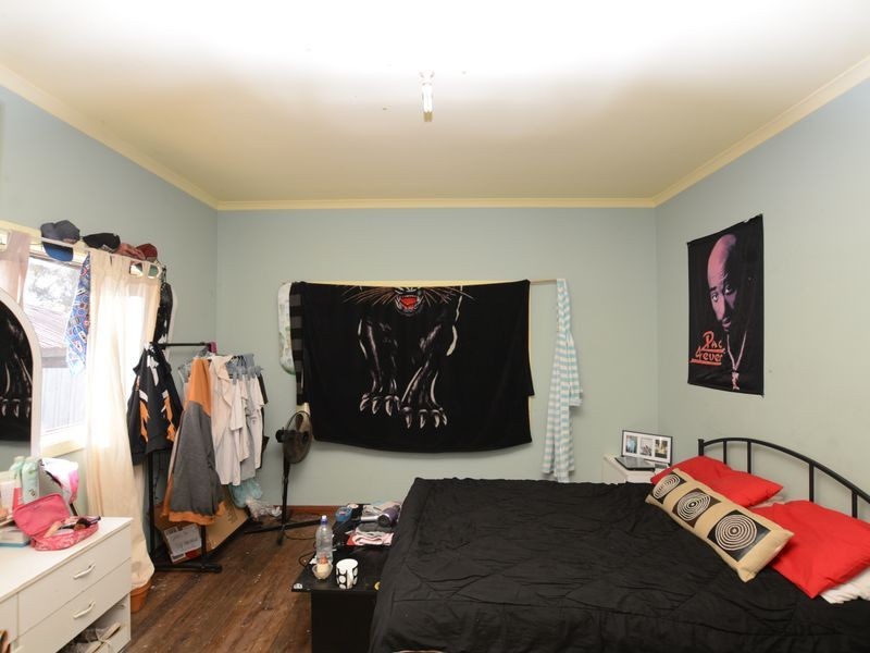 103 Old Bar Road, Old Bar NSW 2430