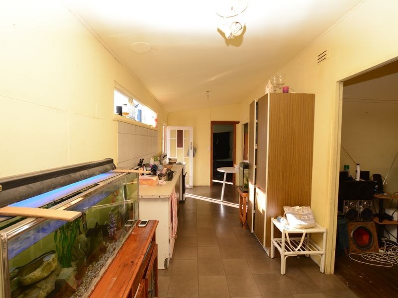 103 Old Bar Road, Old Bar NSW 2430