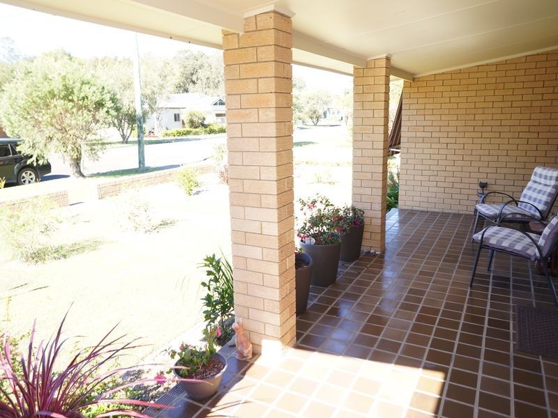 19 Richardson St, Old Bar NSW 2430