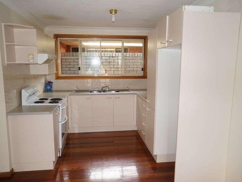 1/3 Silky Ash Close, Old Bar NSW 2430