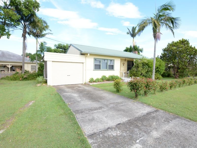84 Cowper Street, Taree NSW 2430
